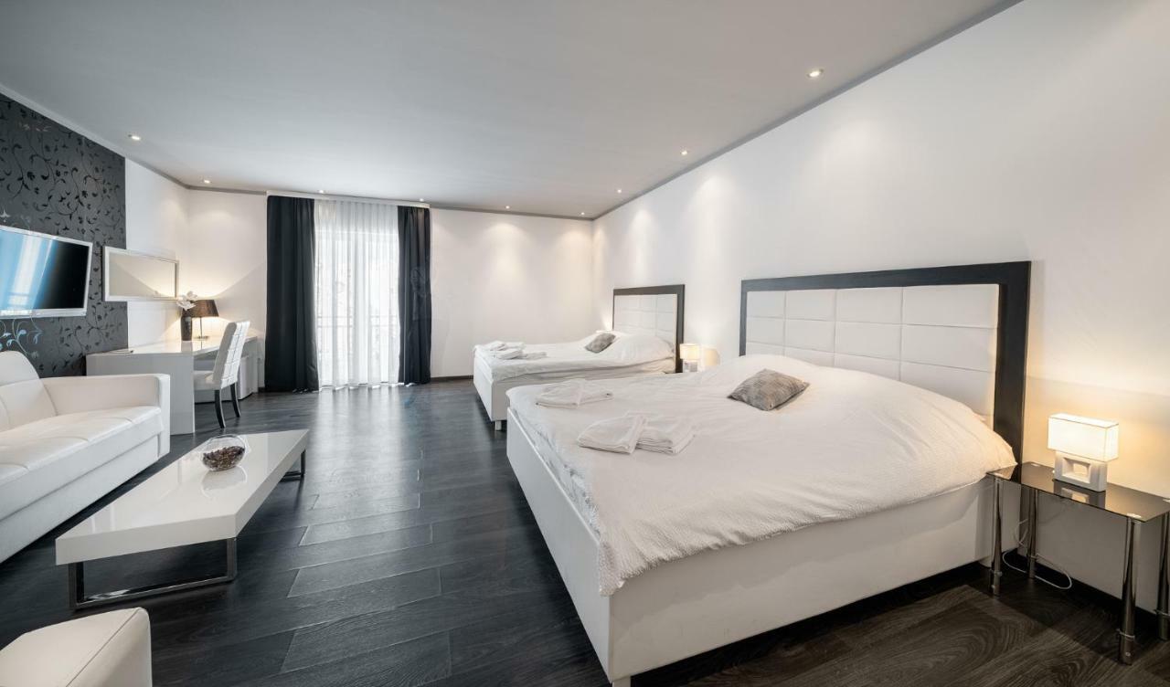 The Suites - Small Luxury Living Βόντιτσε Εξωτερικό φωτογραφία