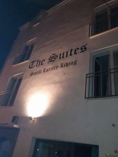 The Suites - Small Luxury Living Βόντιτσε Εξωτερικό φωτογραφία